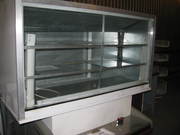 Продам холодильную витрину бу